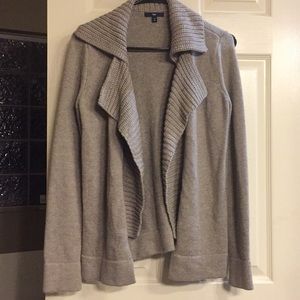 Gap waterfall cardigan oatmeal tan color Xs